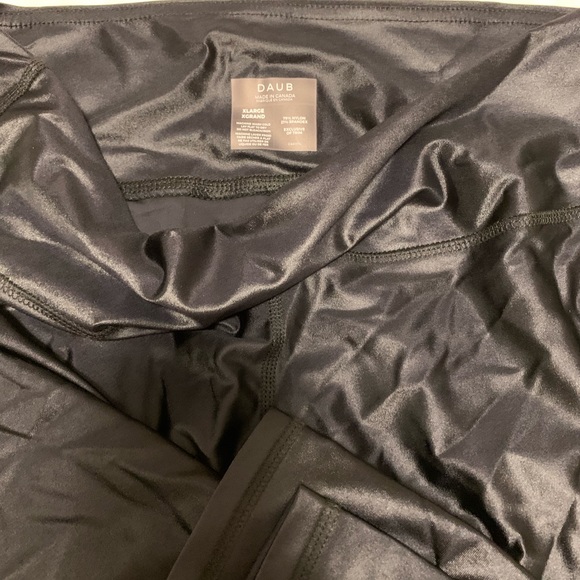 Final Clearance! DAUB + DESIGN Radiance Leggings - Picture 3 of 3